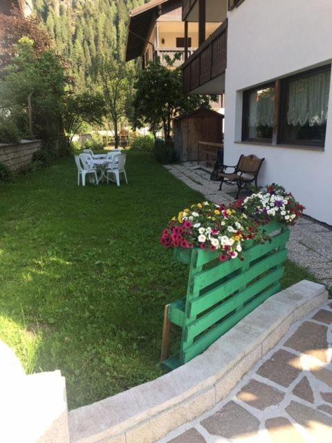 Garni Festil Otel Campitello di Fassa Dış mekan fotoğraf
