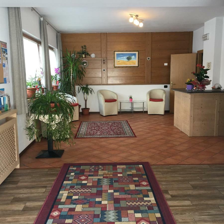 Garni Festil Otel Campitello di Fassa Dış mekan fotoğraf